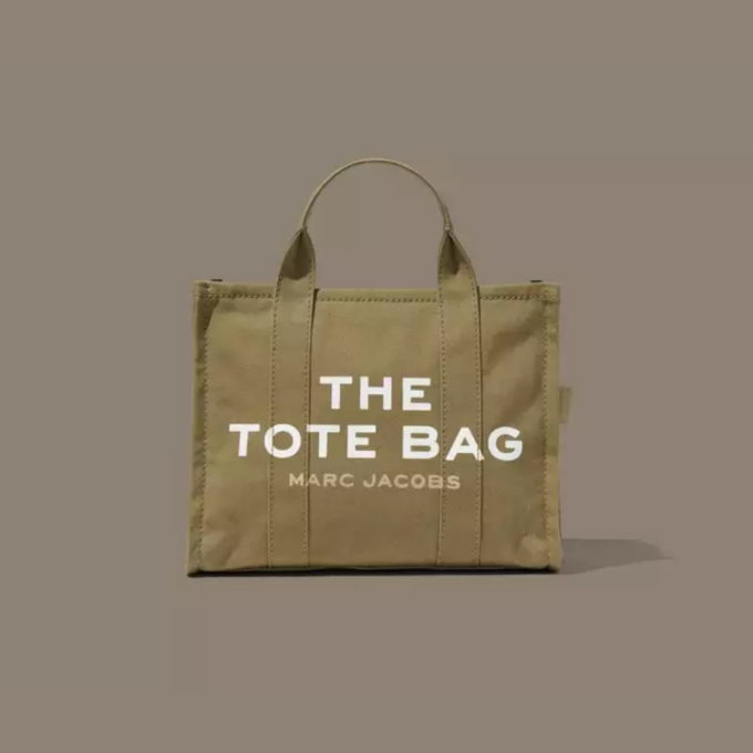 Marc Jacobs The Medium Tote Bag